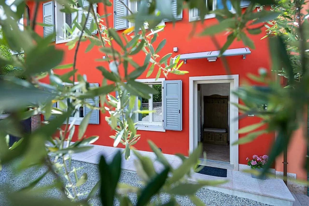 Holiday home Rustico Petra - Regarda Travel Villa Bardolino